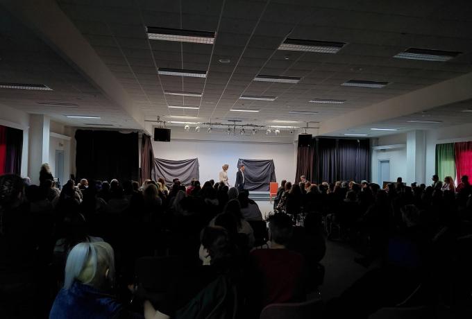 ΚΑΠΗ παράσταση γυναικείες φυλακές (2)